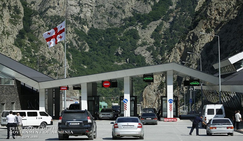 Автодорога Степанцминда-Ларс открыта для всех видов транспортных средств