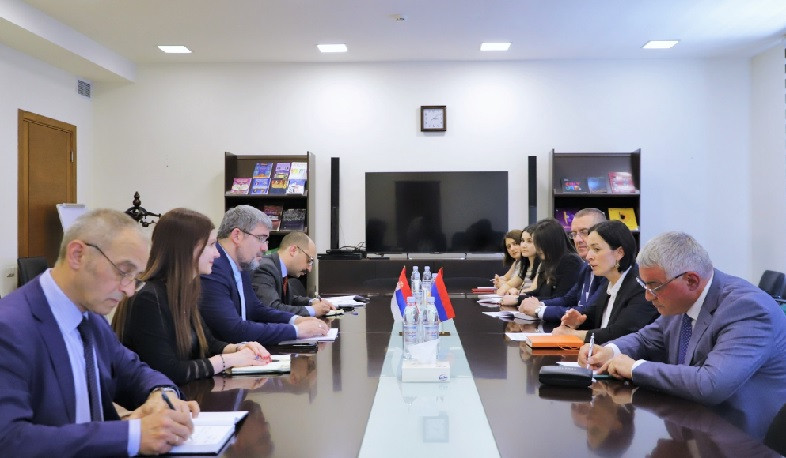 Համատեղ ծրագրեր հայ և սերբ երիտասարդների մասնակցությամբ. հանդիպում ԿԳՄՍ նախարարությունում