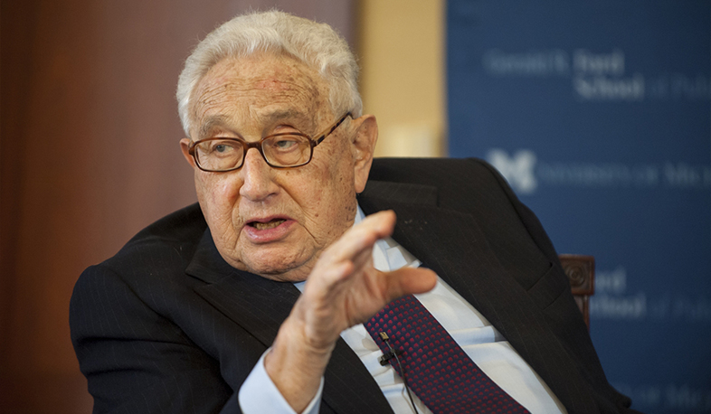 Former US Secretary of State Kissinger presented three possible outcomes of conflict in Ukraine