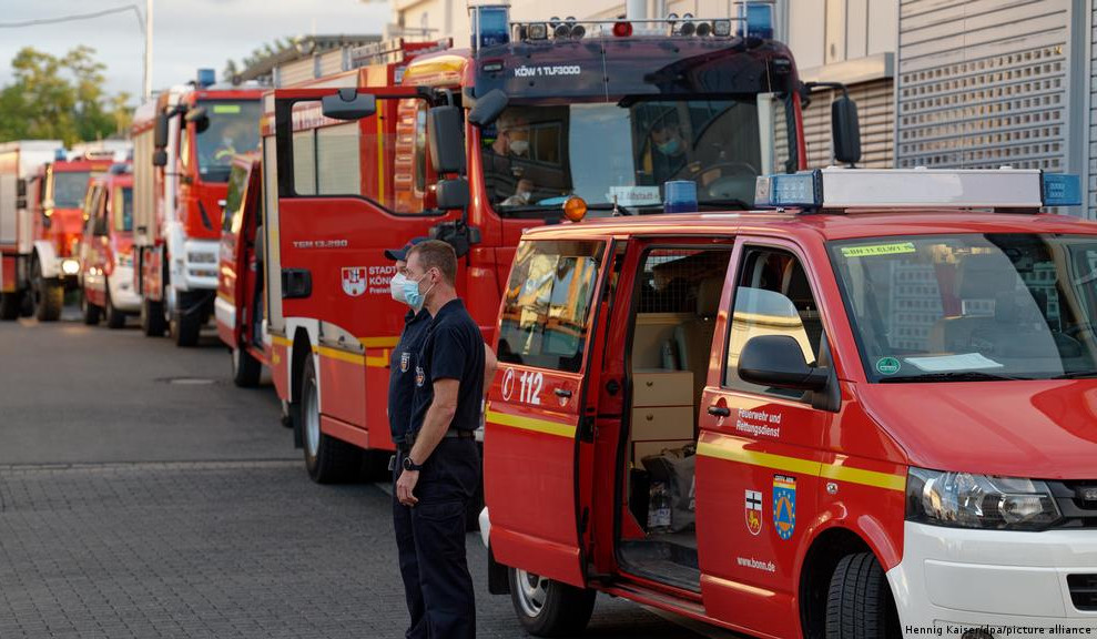 First firefighters from Europe arrive to assist Greece