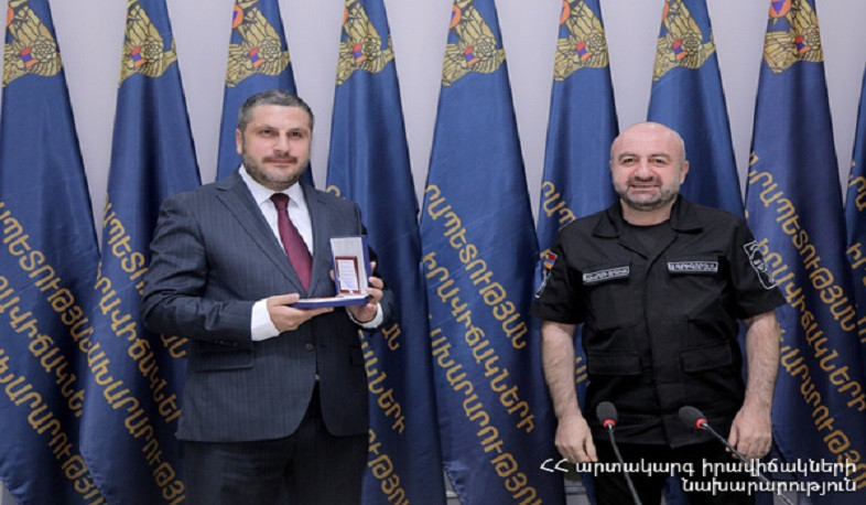 Արմեն Փամբուխչյանը, Արա Նազարյանը և Արմեն Գասպարյանը պարգևատրվել են «ՀՀ զինված ուժեր 30 տարի» հոբելյանական մեդալով