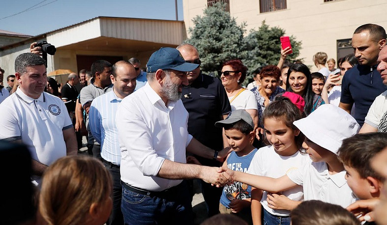 Ամեն ինչ անում ենք, որպեսզի ժողովուրդը համայնքներում կոնկրետ փոփոխություններ զգա. վարչապետը ծանոթացել  է Արմավիրի մարզում իրականացվող ծրագրերին