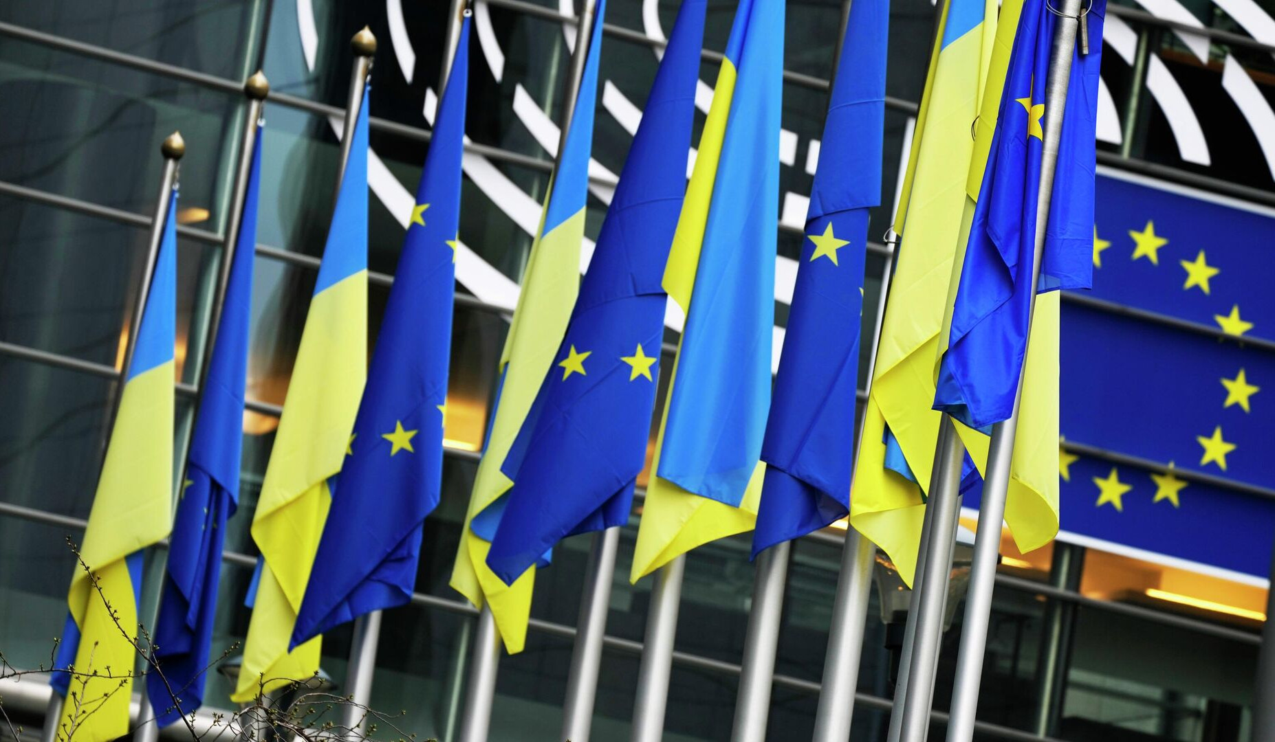 Совет ЕС согласовал 1 миллиард евро макрофинансовой помощи для Украины