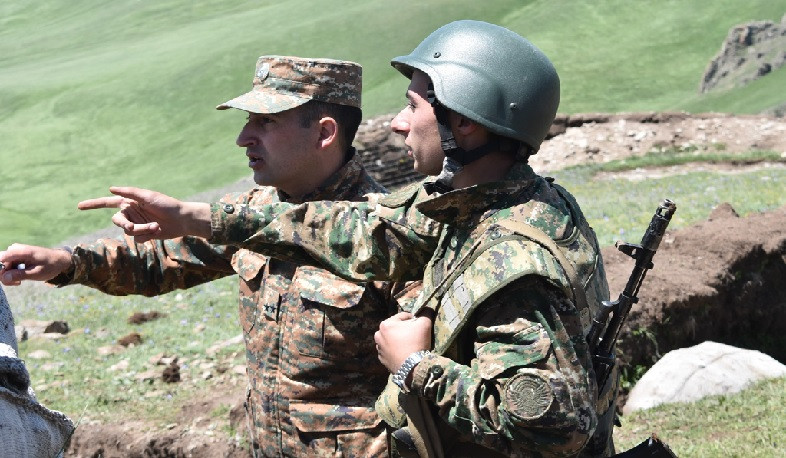 Ստուգումներ մարտական հենակետերում