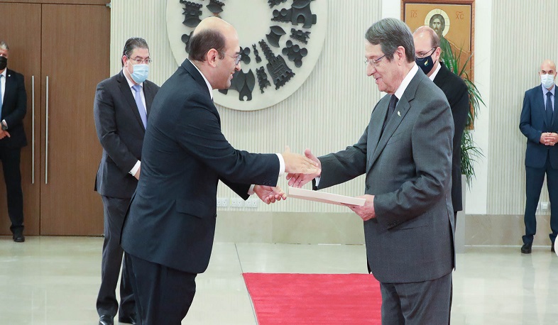 Դեսպան Տիգրան Մկրտչյանն իր հավատարմագրերն է հանձնել Կիպրոսի նախագահին