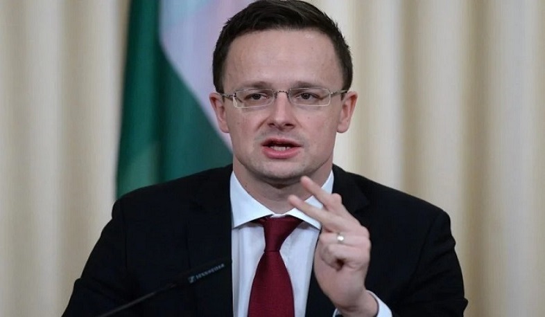 Hungarian Foreign Minister announced “emergency scenario” for protection of Hungarians in Transcarpathia