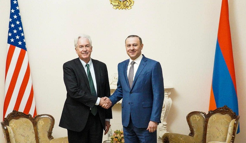 Armen Grigoryan presented to William Burns Armenia's approach to establishing peace in region