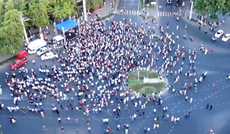 Ընդդիմության հերթական հանրահավաքը` Ֆրանսիայի հրապարակում