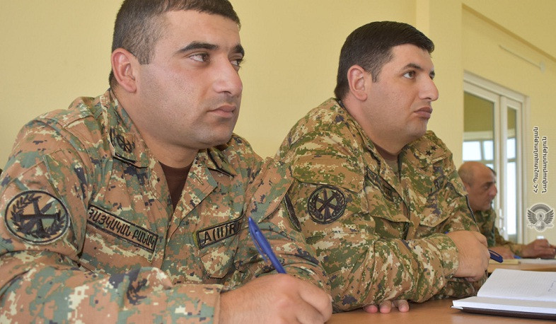 Անցկացվել են հրամանատարական հավաքներ