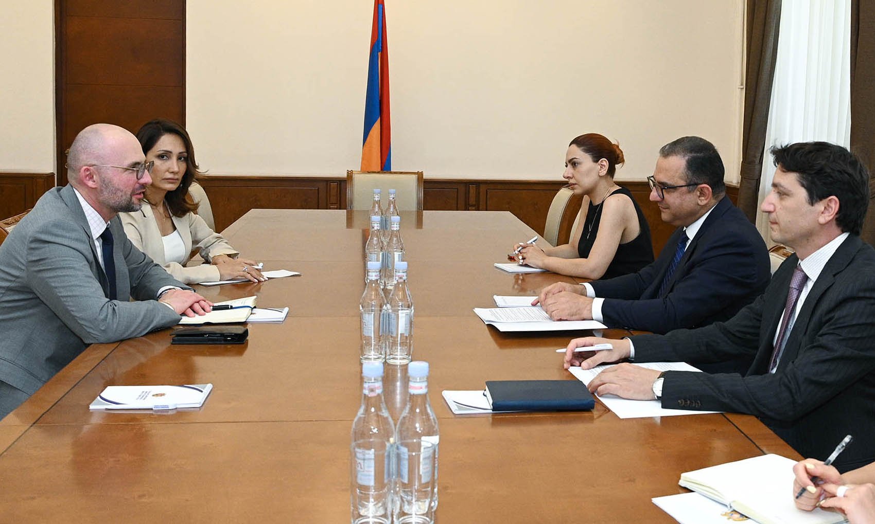 Տիգրան Խաչատրյանը և Եվրոպական ներդրումային բանկի տարածաշրջանային գրասենյակի ղեկավարը քննարկել են համագործակցության զարգացման ուղղությունները