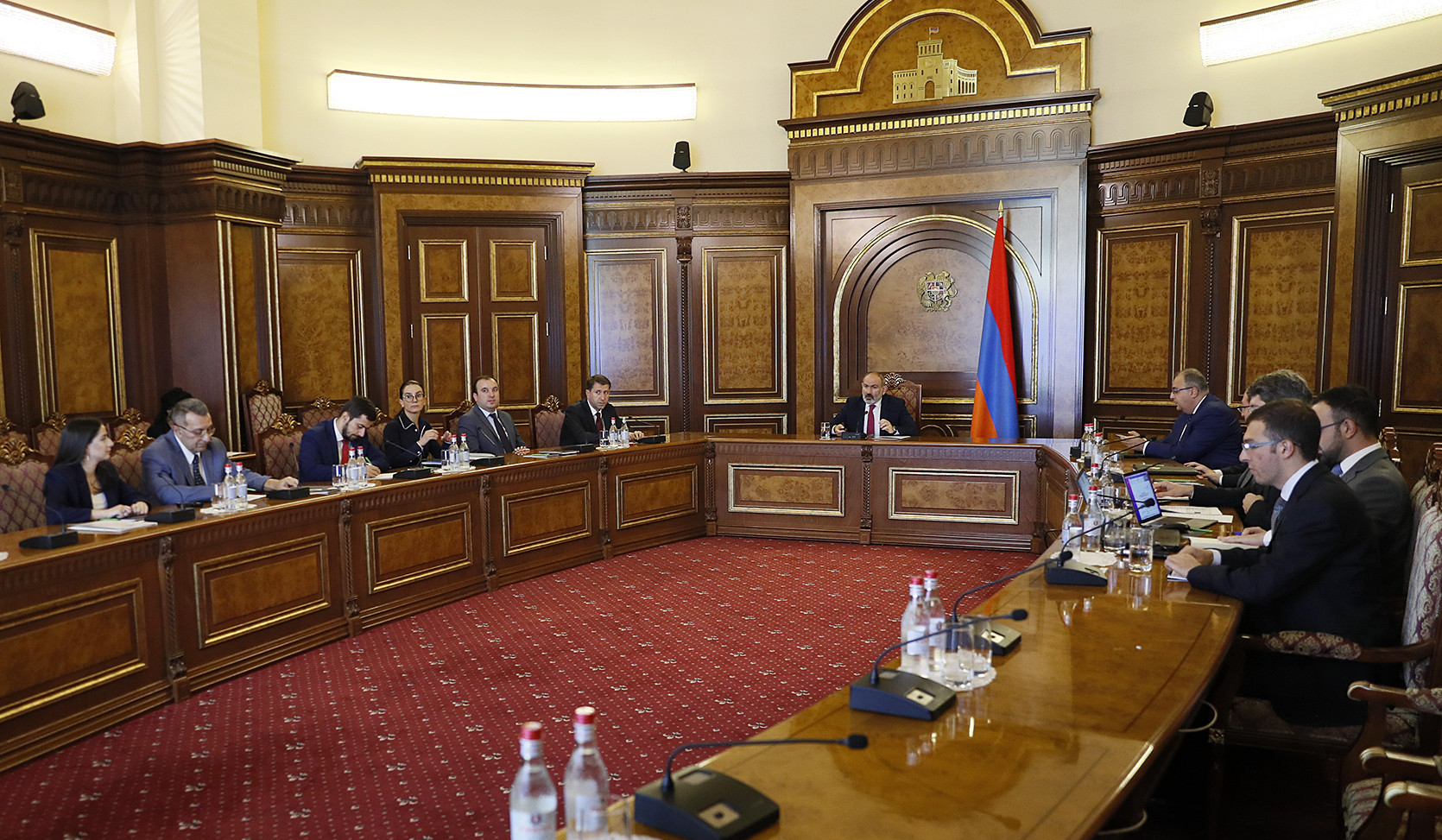 Под председательством Никола Пашиняна состоялось совещание, в ходе которого был обсужден проект Стратегии судебных и правовых реформ на 2022-2026 годы