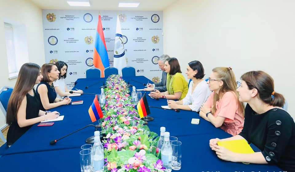 ՀՀ ՄԻՊ-ը Բունդեսթագի փոխնախագահին է ներկայացրել հետպատերազմյան շրջանում հումանիտար խնդիրները