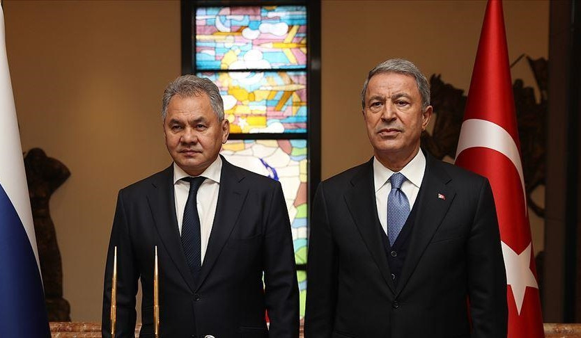 Глава Минобороны Турции заявил о намерении провести дополнительную встречу с Шойгу