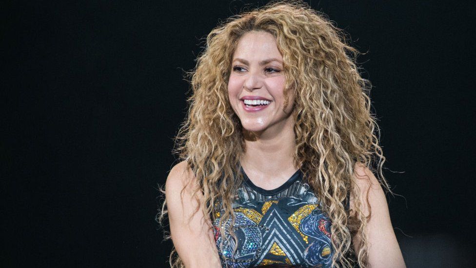 Spanish prosecutor asks for 8 year jail term for Shakira, El Pais reports