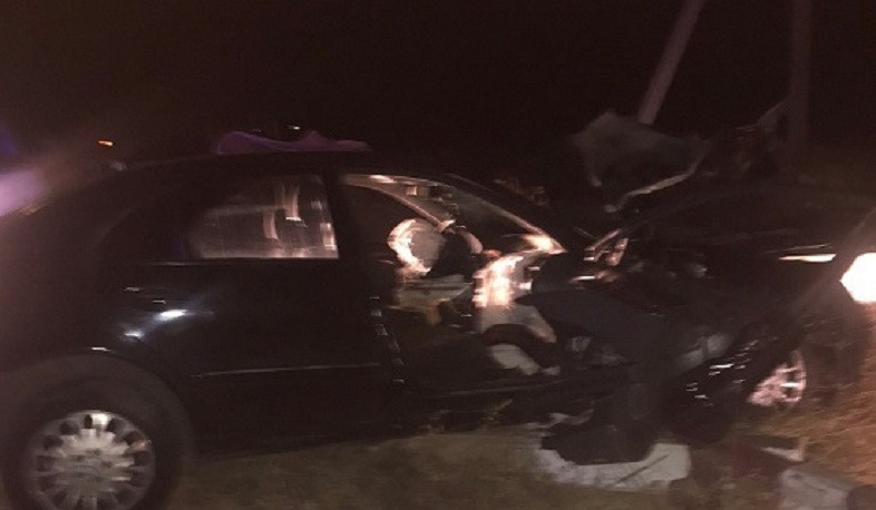 Mercedes-ը դուրս է եկել ճանապարհի երթևեկելի հատվածից և բախվել ճամփեզրի արգելապատնեշին․ վարորդը հոսպիտալացվել է