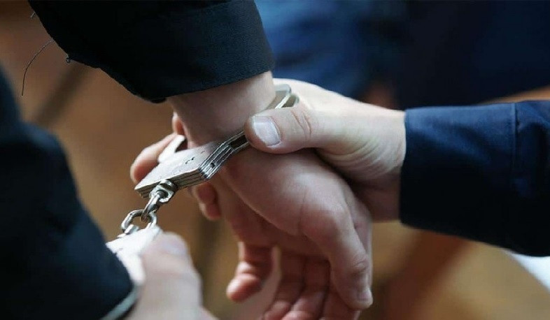 Երեք անձ կալանավորվել է թմրամիջոցների ապօրինի շրջանառության մեղադրանքով