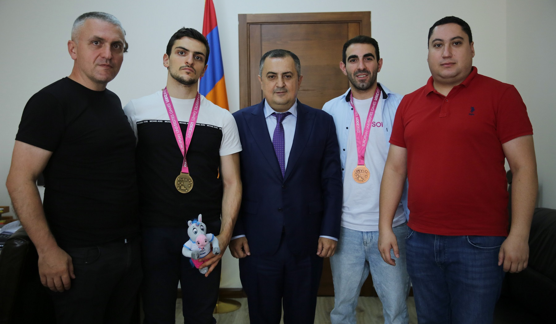 Կարեն Գիլոյանն ընդունել է Եվրոպական համալսարանական խաղերում մեդալներ նվաճած մարզիկներին