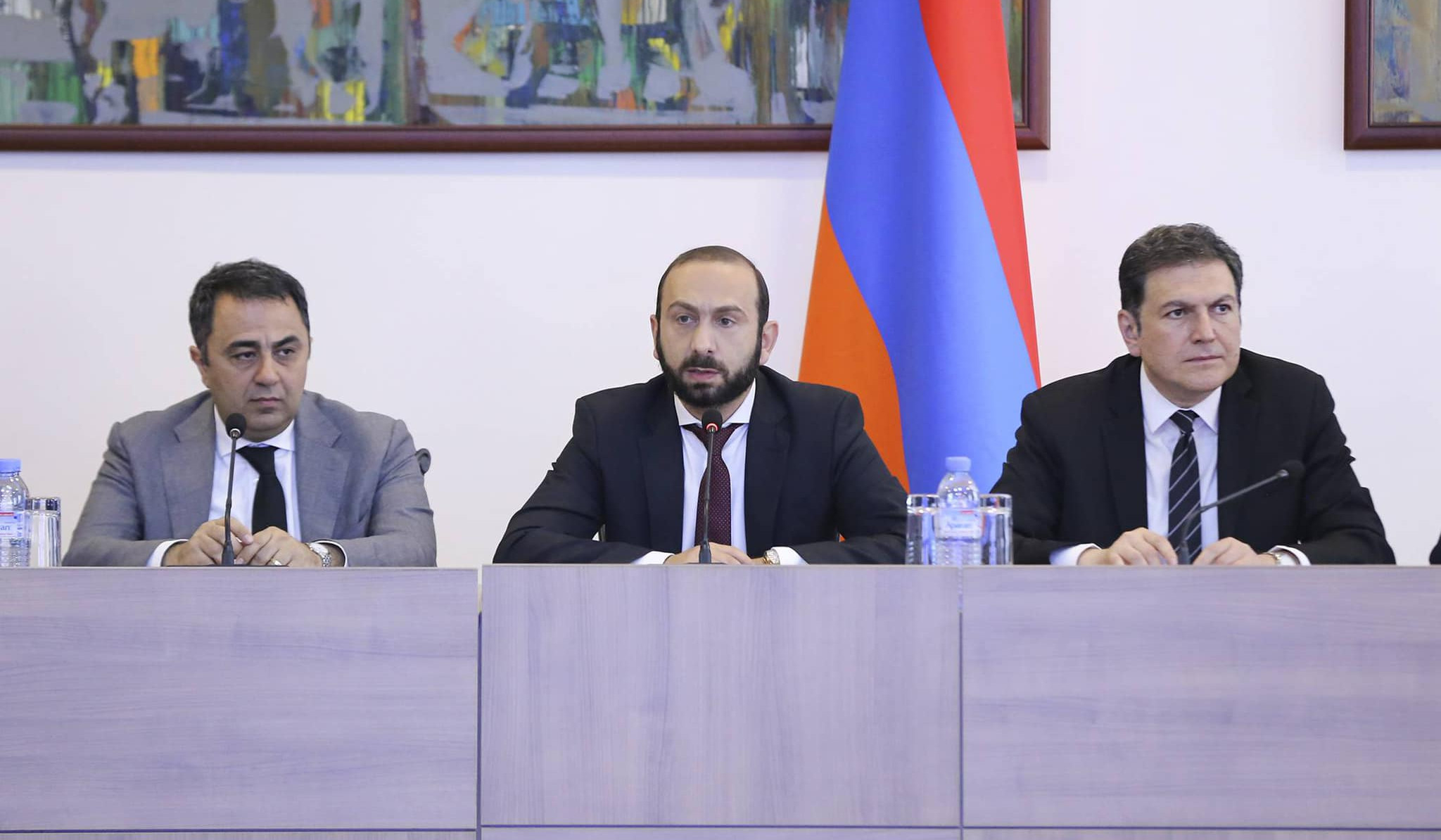Foreign Minister of Armenia Ararat Mirzoyan meets with the heads of accredited diplomatic missions in Armenia