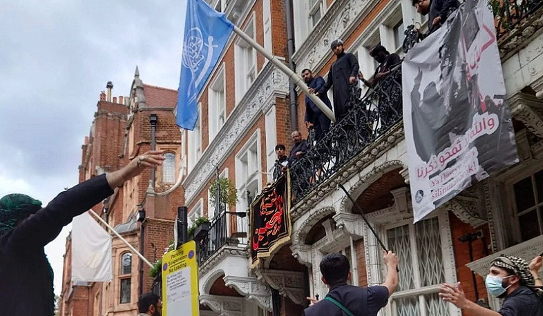 Լոնդոնում Ադրբեջանի դեսպանությունը կրոնական խմբավորման  հարձակման թիրախ է դարձել