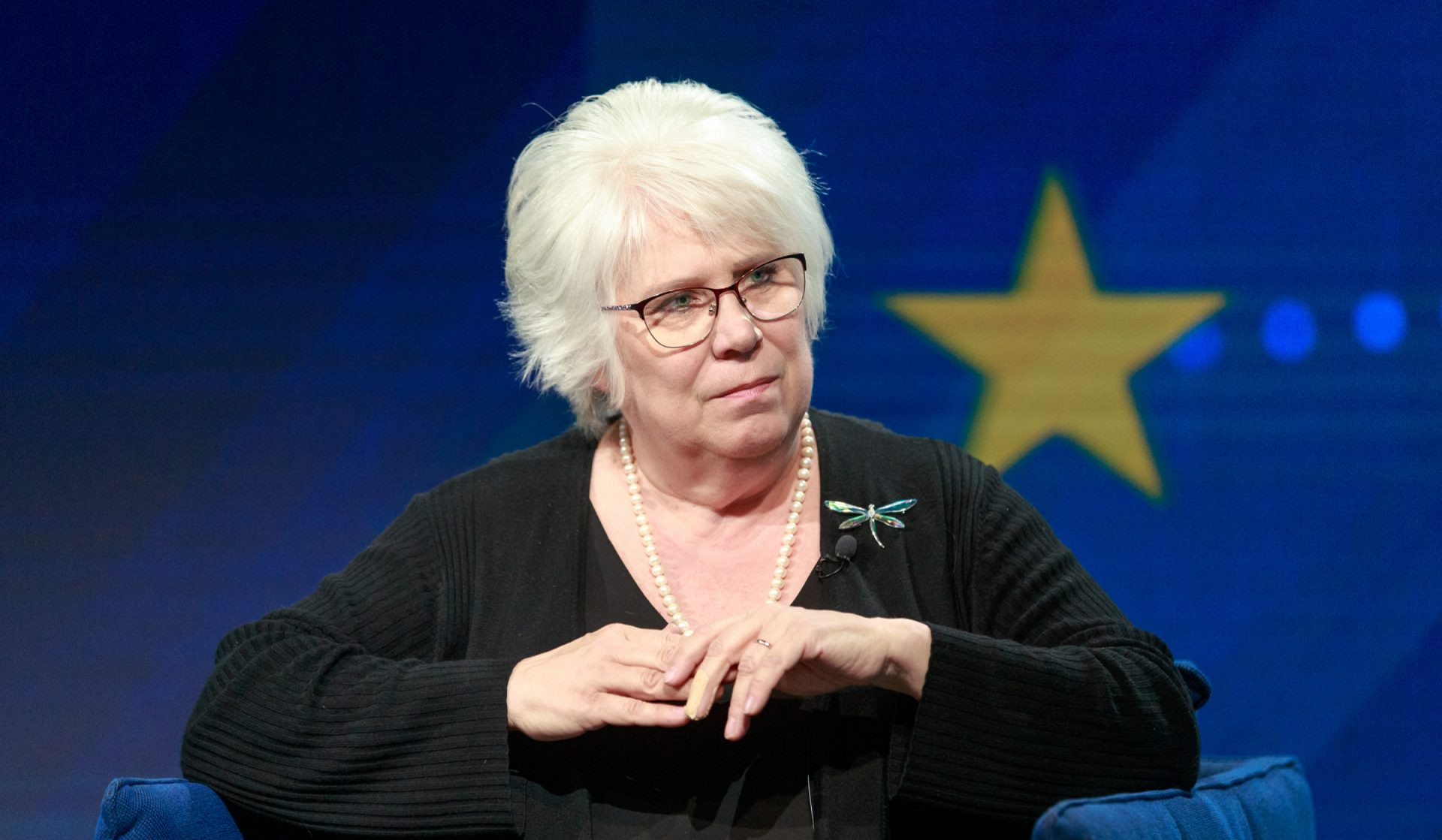 Kaljurand called for immediate end to use of force in Nagorno-Karabakh