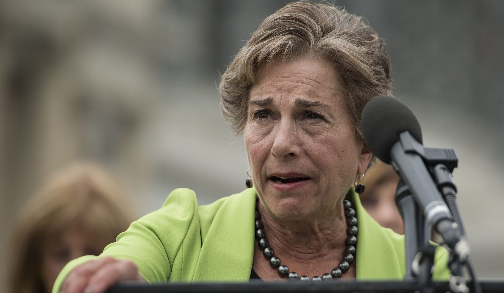 Congresswoman Jan Schakowsky urges State Department to hold the Aliyev accountable for its attacks on Artsakh