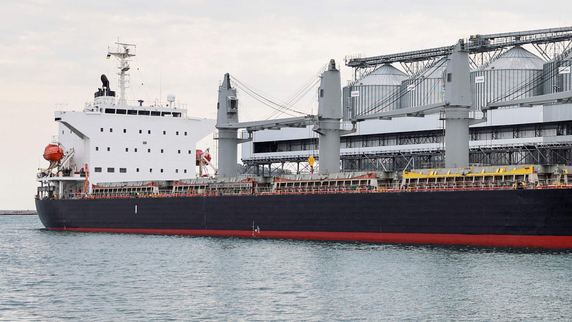 Եվս երկու բեռնանավ դուրս է եկել ուկրաինական նավահանգիստներից և ուղևորվել Ստամբուլ