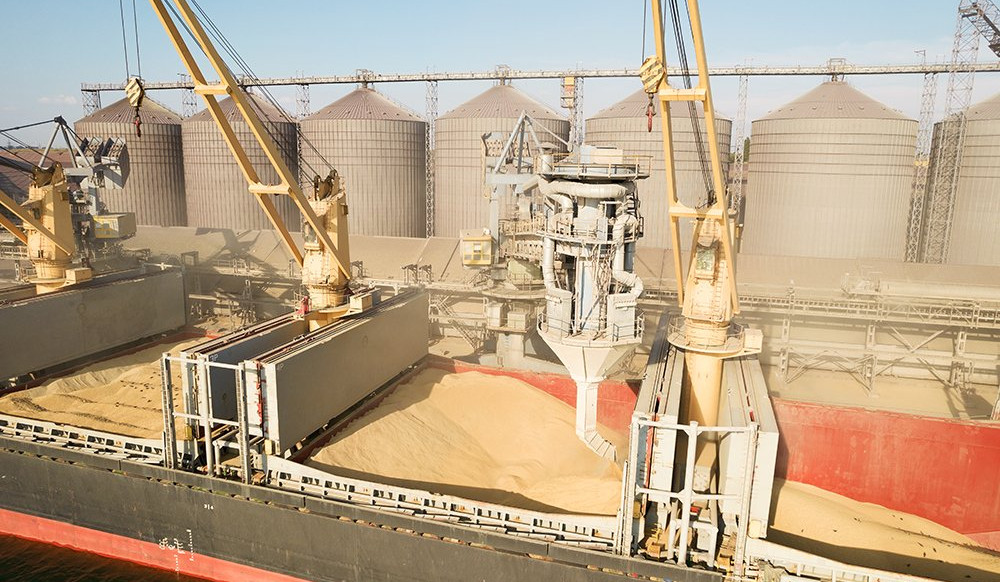 Ukraine expects to export 6 million tons of grain per month, as seaports in south reopen