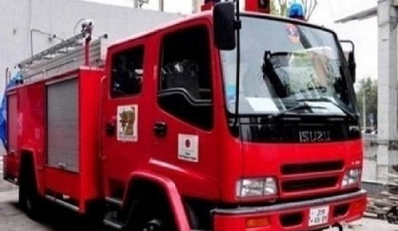 Հրդեհ ավտոտնակի տանիքում