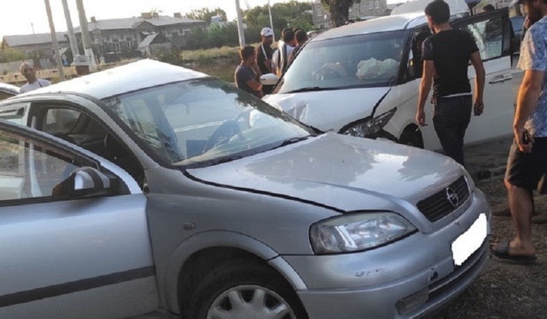 Գյումրիի Երևանյան խճուղում բախվել են ավտոմեքենաներ. կան տուժածներ