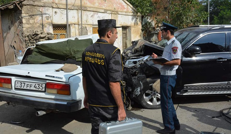 RF sülhməramlı kontinqentinin sürücüsü ilə Saruşen sakininin avtomobilləri toqquşub: 4 nəfər hadisə yerində ölüb: Artsax DİN