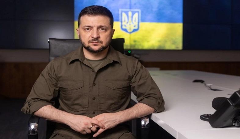 Зеленский призвал военных экспертов меньше говорить о деталях оборонных планов Украины
