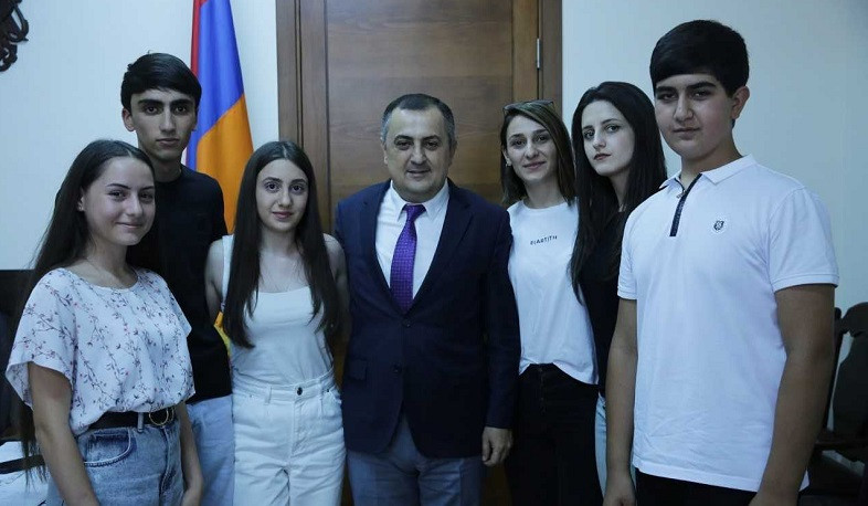 Հրաձիգներն իսկապես հիանալի հանդես եկան. Կարեն Գիլոյանն ընդունել է «Ասիայի երեխաներ» ԱԱ-ի մեդալակիրներին