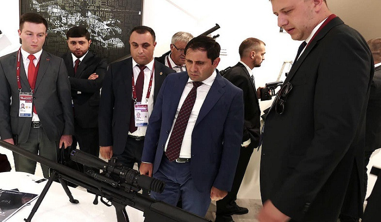 Armenia’s Defense Minister’s official visit to Russia kicks off