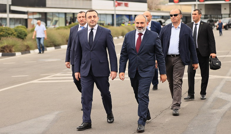 Նիկոլ Փաշինյանն ու Իրակլի Ղարիբաշվիլին ներկա են եղել Բարեկամության կամրջի գործարկման պաշտոնական միջոցառմանը