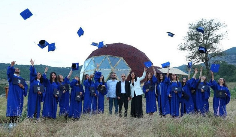 Արցախում Մեդիա Ակադեմիայի առաջին սերնդի սաները ստացել են ավարտական վկայականներ