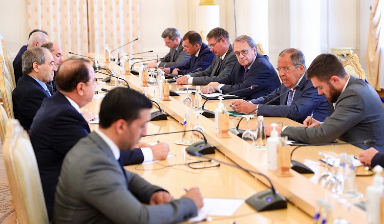 Russia's Lavrov tells Turkey new military action in Syria would be 'unacceptable'