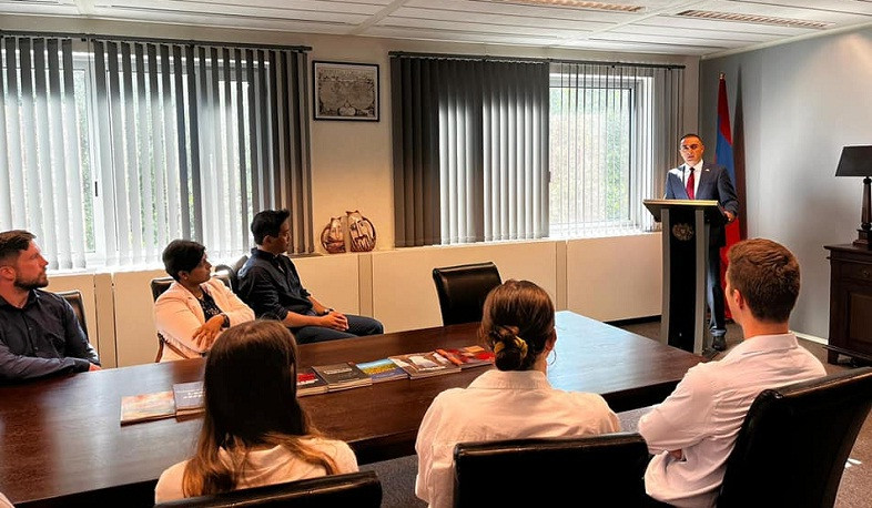 Լեյդենի համալսարանի ուսանողներն այցելել են ՀՀ դեսպանություն