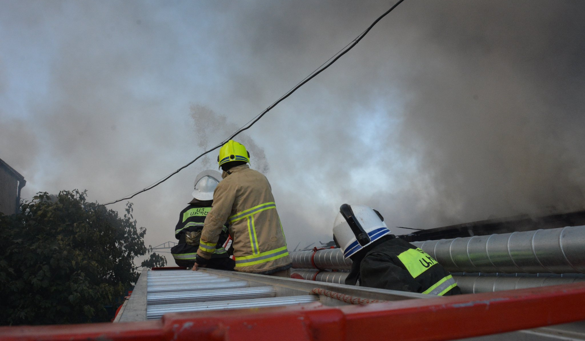 Ստեփանակերտի շինություններից մեկում բռնկված հրդեհից հետո պայթյուն է առաջացել. Հունան Թադևոսյան