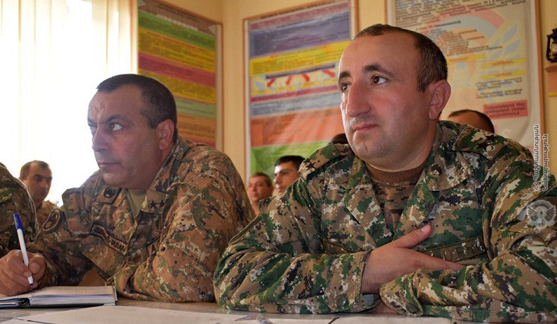 Հրամանատարական հավաքներ` զորամիավորումներից մեկում