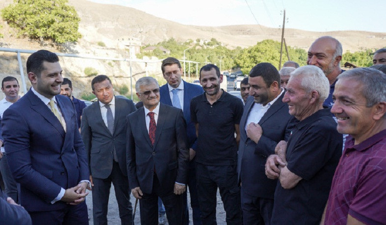 Փոխվարչապետ Մաթևոսյանը Ողջաբերդ բնակավայրում հանդիպել է սողանքային գոտում գտնվող տների բնակիչներին