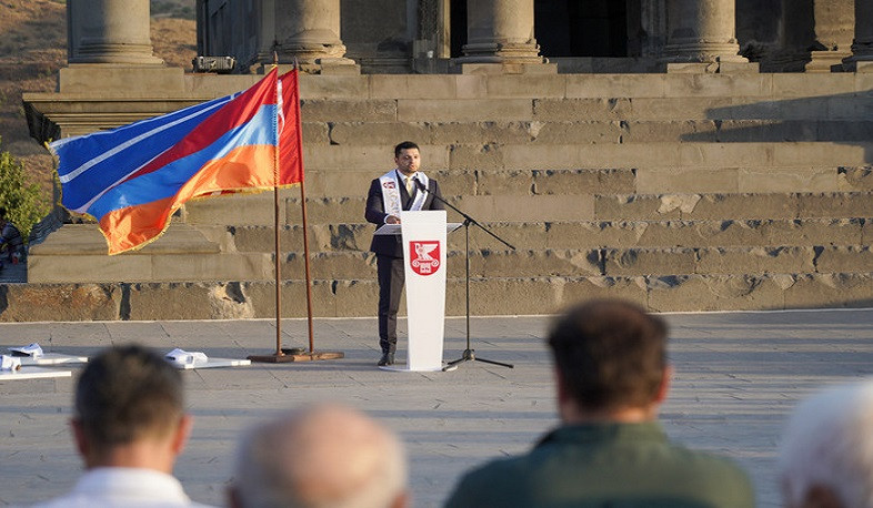 Դուք եք այն լավագույն մասնագիտության կրողը, որի ստեղծածը դառնում է պատմություն․ փոխվարչապետ Մաթևոսյանը՝ Ճարտարապետության և շինարարության համալսարանի շրջանավարտներին