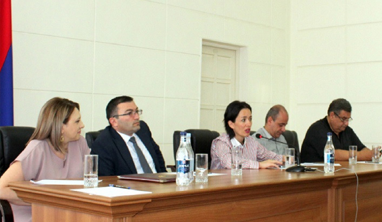 Սյունիքի մարզում կարևոր խնդիրներից մեկը կրթական որակյալ ծառայությունների հասանելիության ապահովումն է. Ժաննա Անդրեասյան