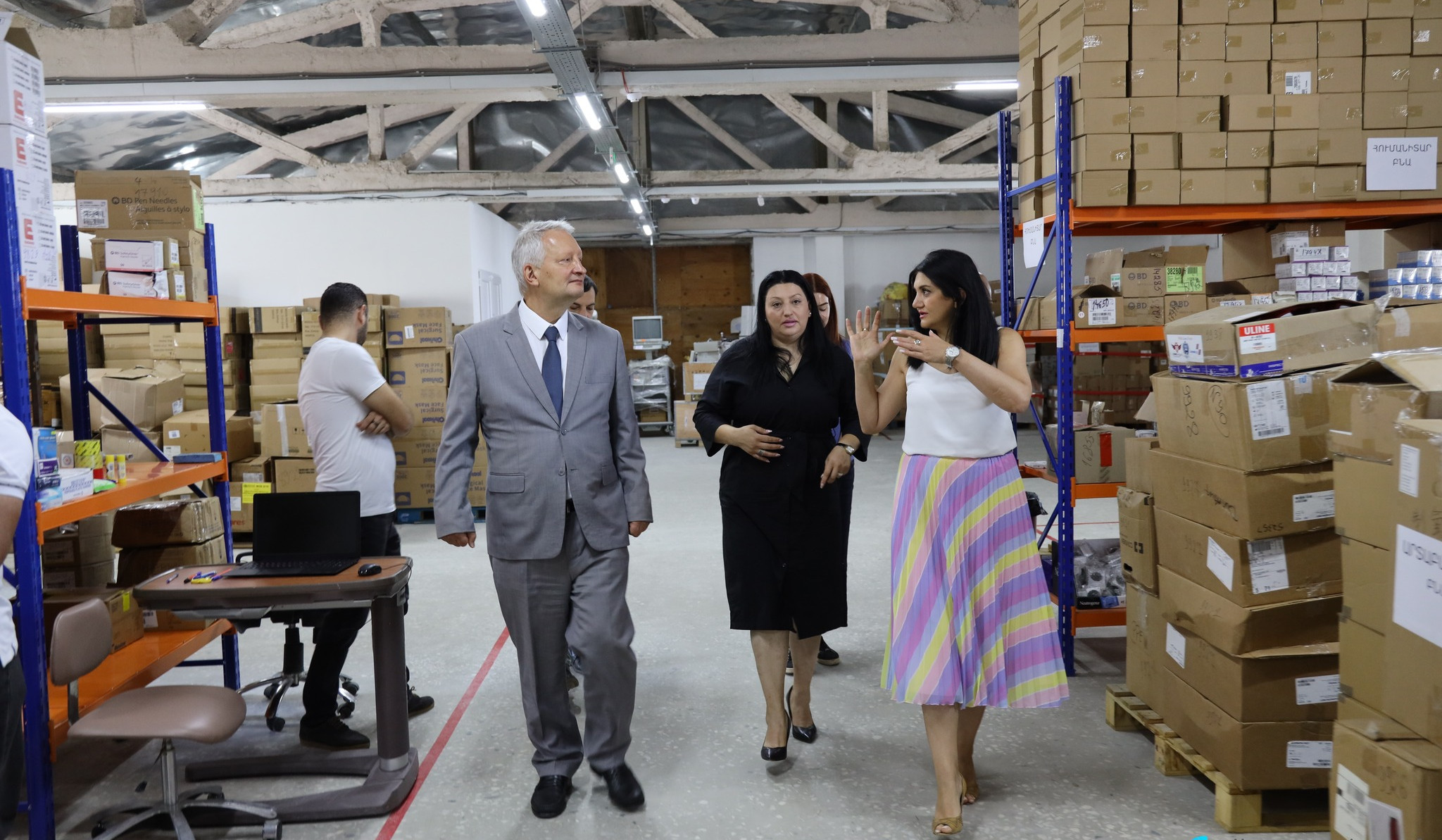 Գերմանիայի կառավարությունը Հայաստանին է նվիրաբերել 100 պացիենտի համար նախատեսված մոնիթոր և 4000 պուլսօքսիմետր