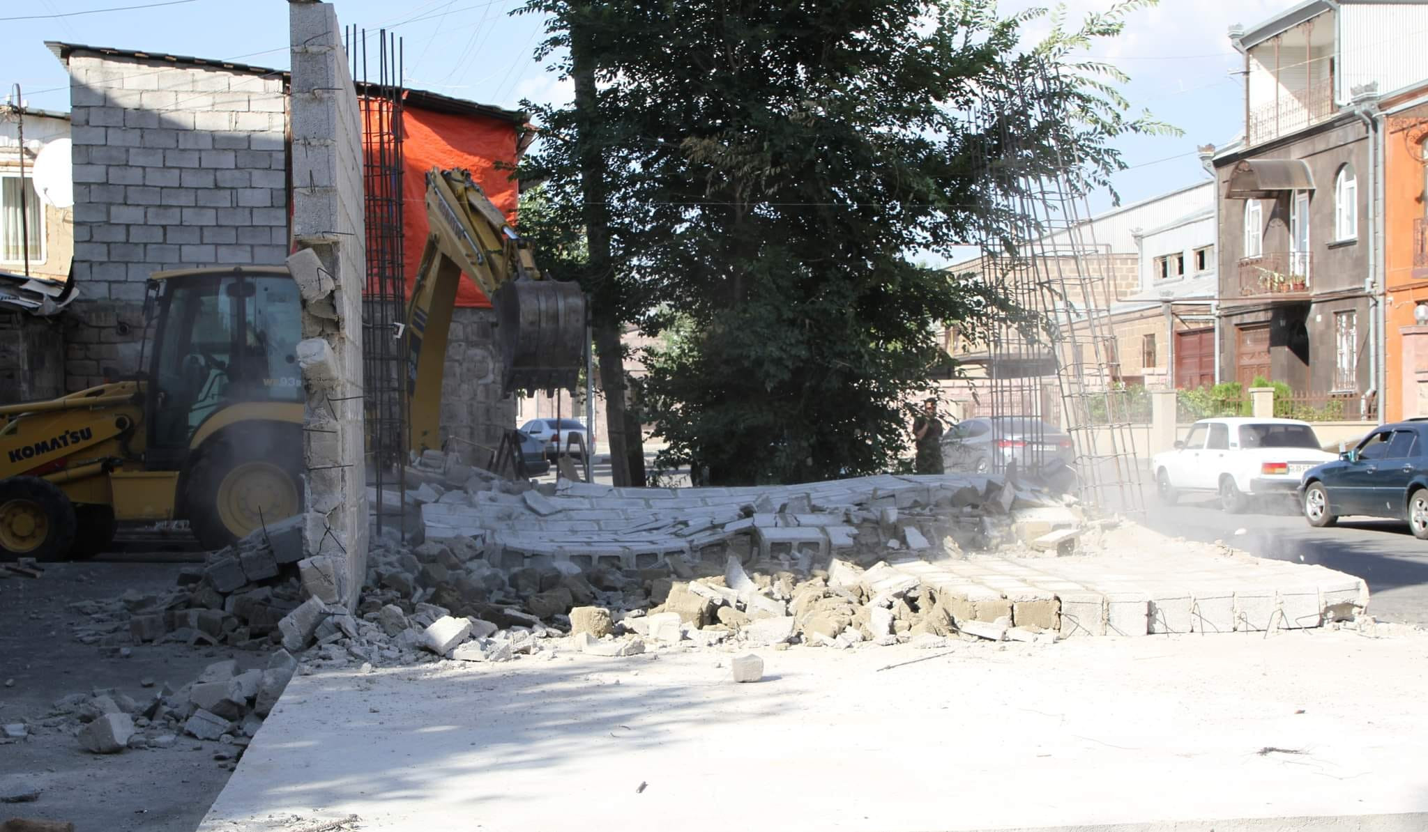 Գյումրիում ապօրինի կերպով կառուցվող շինությունը քանդվել է