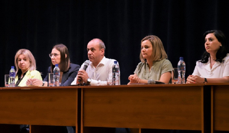 Նախադպրոցական հաստատությունների տնօրենների հետ հանդիպմանը քննարկվել է նոր չափորոշչի փորձարկումը