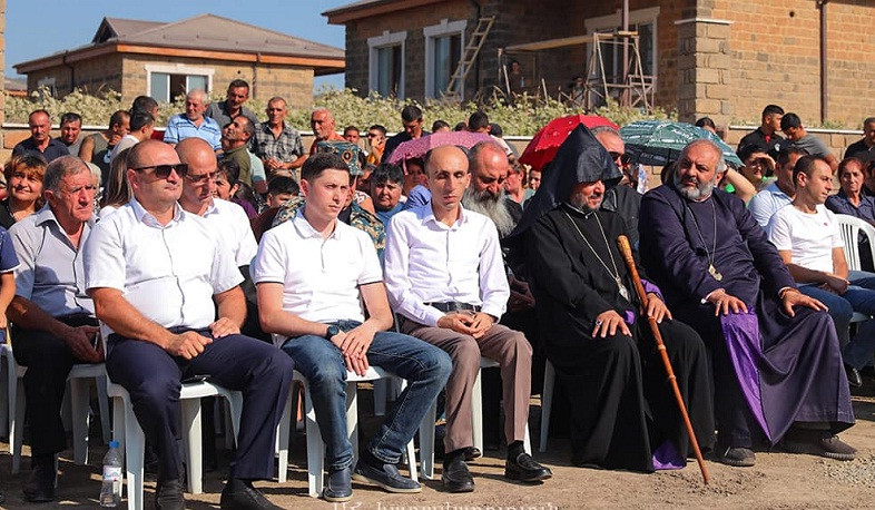 Արտակ Բեգլարյանը մասնակցել է նոր բնակավայրի բացման արարողությանը