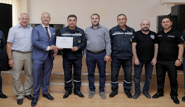 ԱԻՆ փրկարար ծառայության քաղաքային որոնողափրկարարական թիմը դարձել է ԻՆՍԱՐԱԳ-ի լիիրավ անդամ. Արմեն Փամբուխչյան