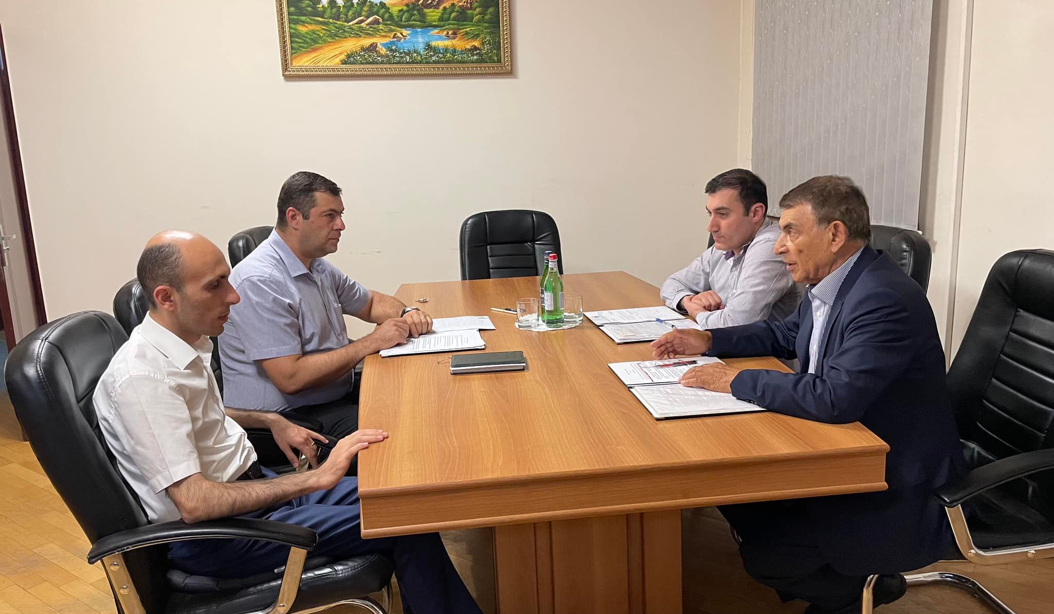 Արցախի պետական նախարարի մոտ քննարկվել են առողջապահության համակարգի բարեփոխման ծրագրեր
