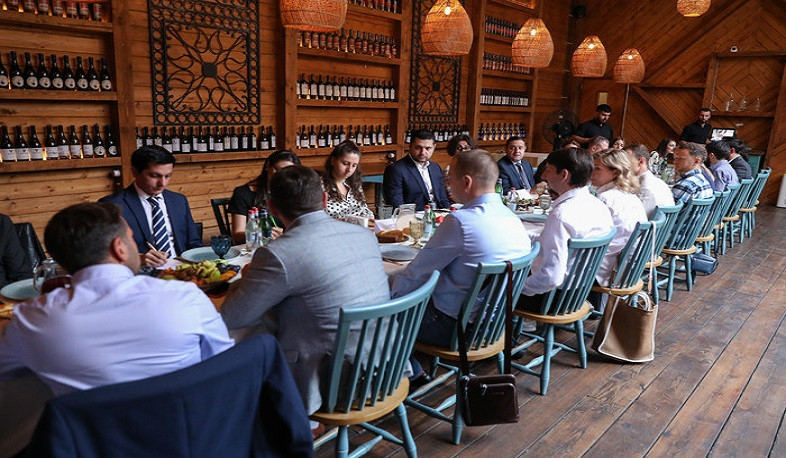 Փոխվարչապետ Մաթևոսյանը օտարերկրյա ներդրումներով ընկերությունների ներկայացուցիչների հետ քննարկել է ներդրումային միջավայրին առնչվող հարցեր