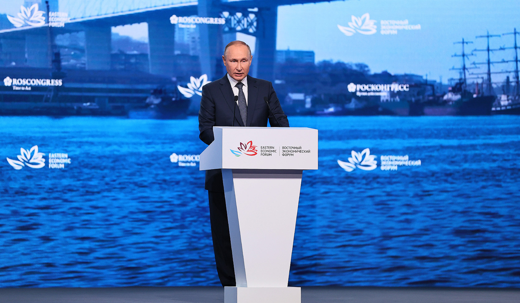 Армения – не чужая нам страна: Путин